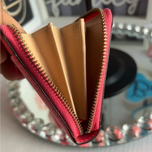 Kate Spade Coral Zip-Around large Wallet like new - Picture 11 of 12